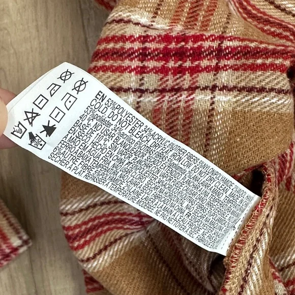 Forever 21 Plaid fleece Button-Up oversized Jacket size medium BNWT - Picture 9 of 10